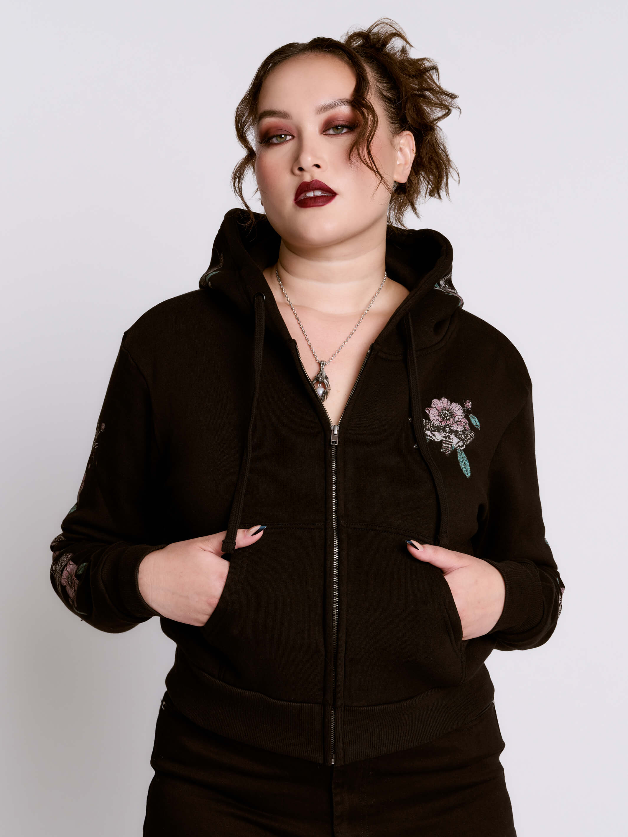 Cropped Pentacle Hoodie - Image 4