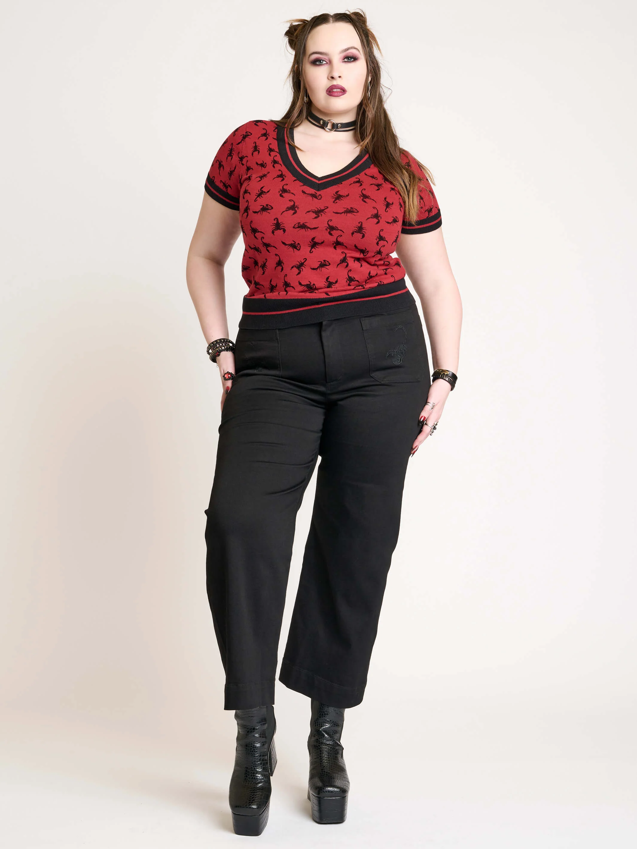 Cropped Wide Leg Jeans - Image 12