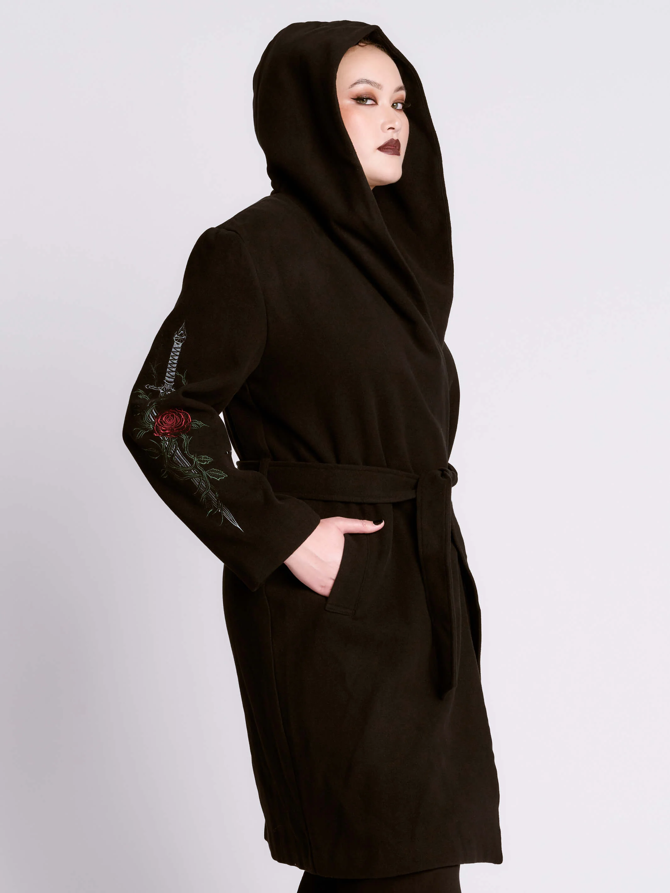 Dagger Hooded Cloak - Image 11