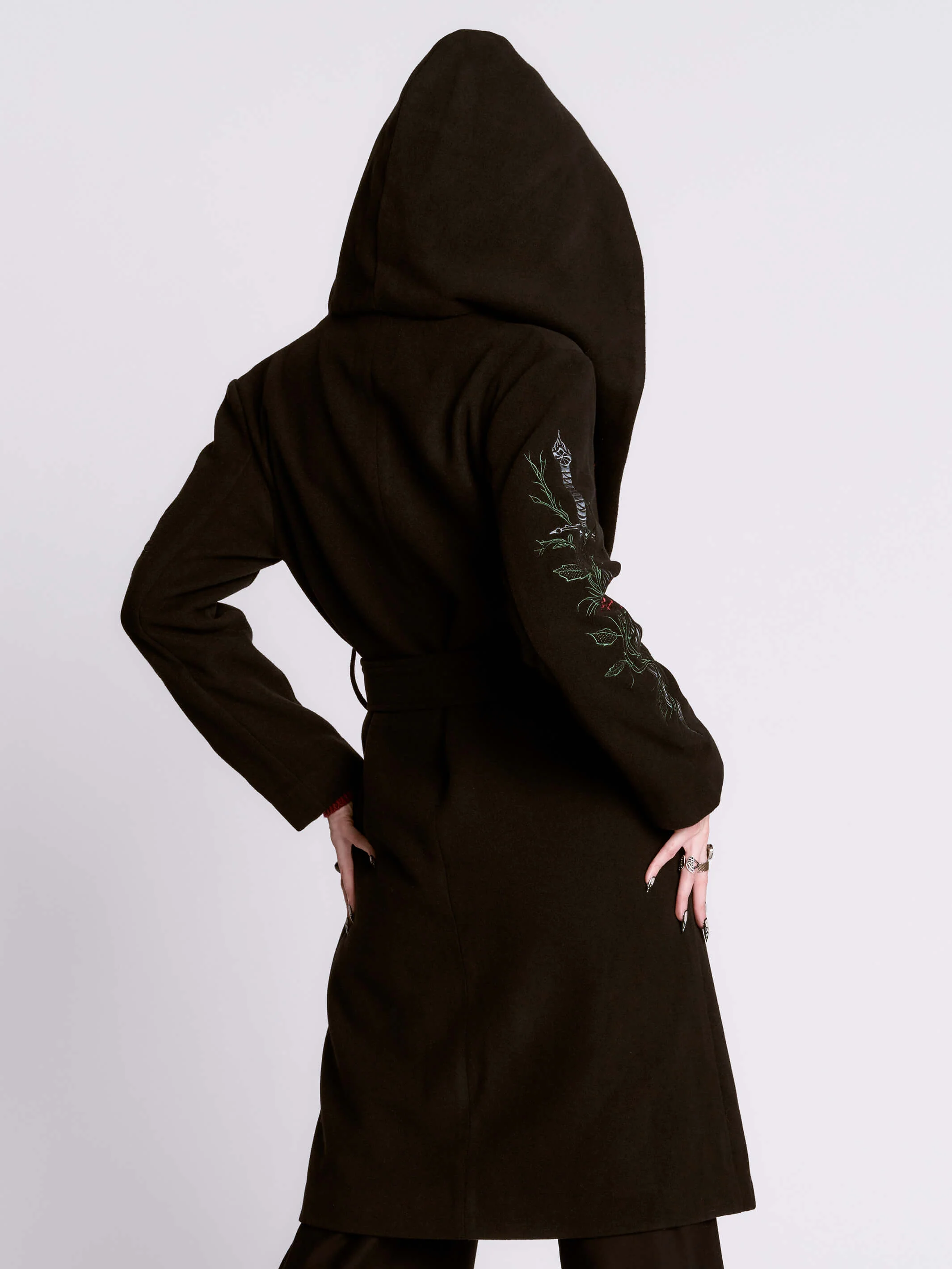 Dagger Hooded Cloak - Image 5