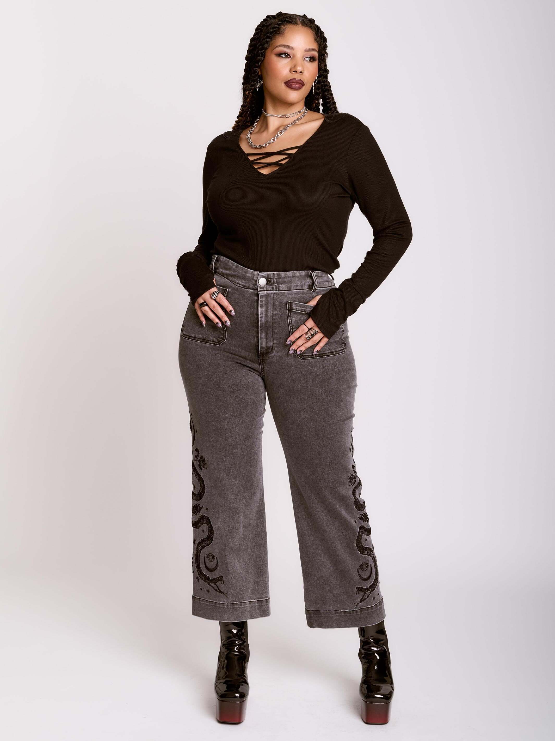 Distressed Embroidered Jeans - Image 3
