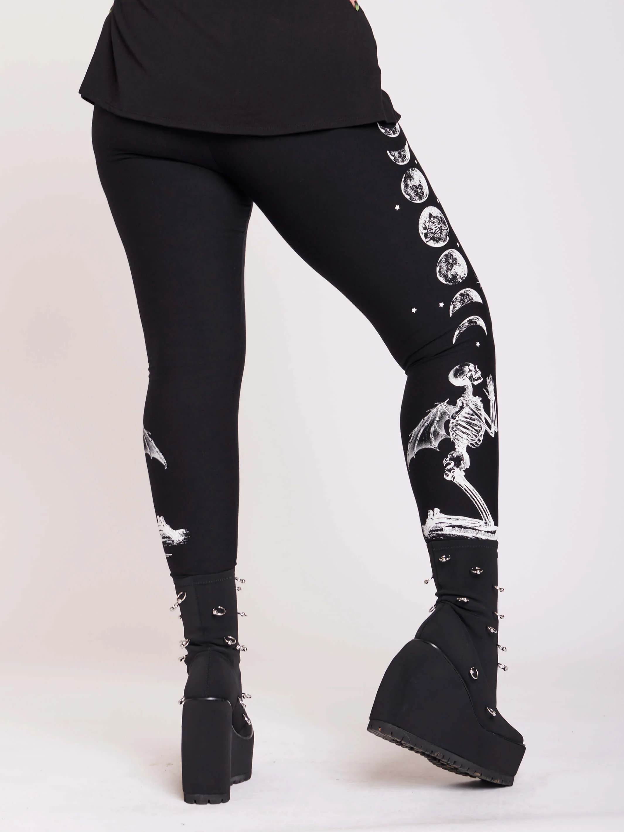 Praying Skeleton Leggings - Image 4